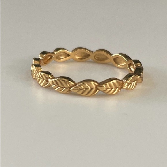 14k Gold over 925 Sterling Silver Ring Leaf Design - Picture 5 of 6